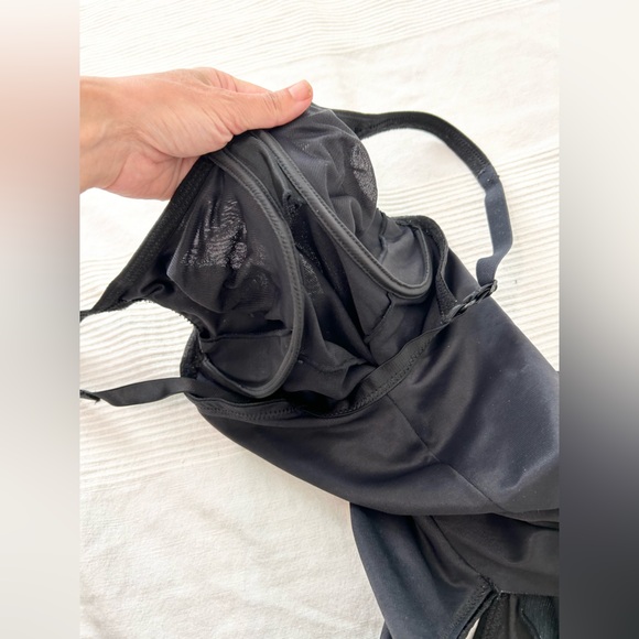 Naomi & Nicole Comfortable Firm Underwire Body Brief - Picture 10 of 15